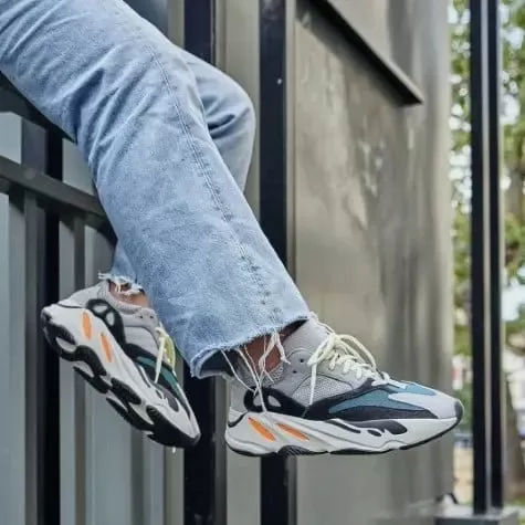 Adidas Yeezy 700 Wave Runner Solid Grey