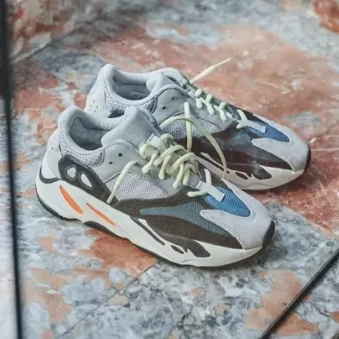 Adidas Yeezy 700 Wave Runner Solid Grey