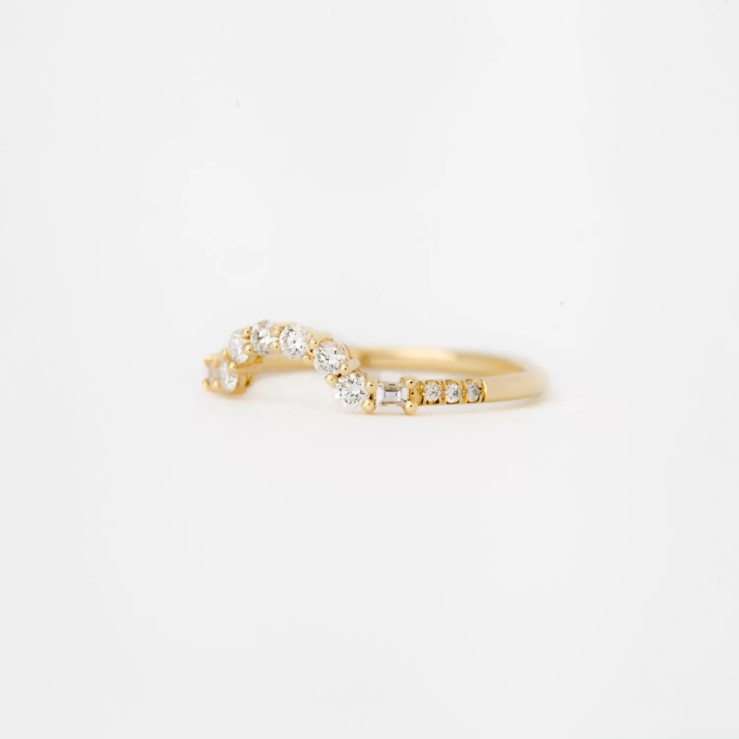 Baguette Diamond Arch Ring