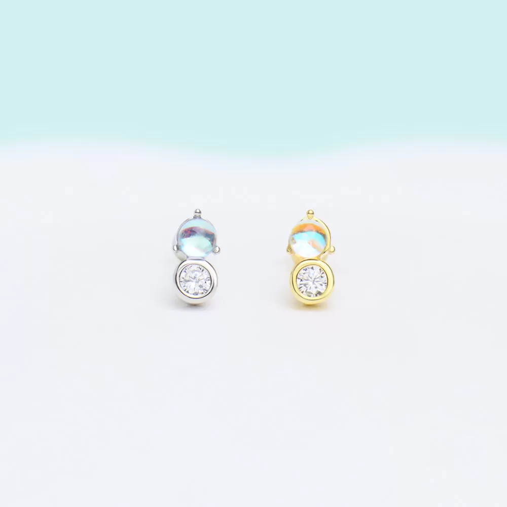 Charming Glass Stone Stud