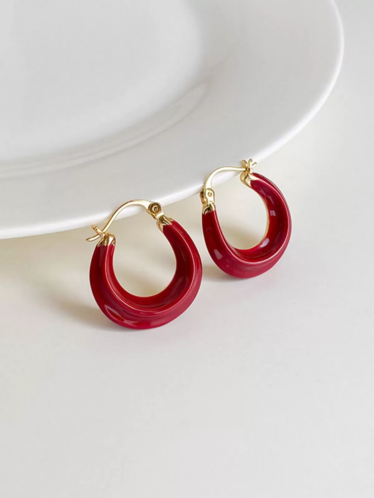 Colorful U-shape Earrings