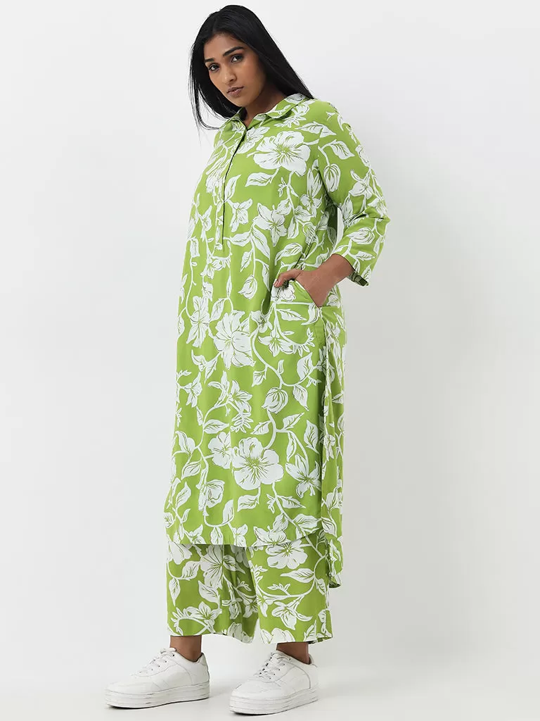 Diza Green Floral Printed Mid-Rise Cotton Ethnic Pants