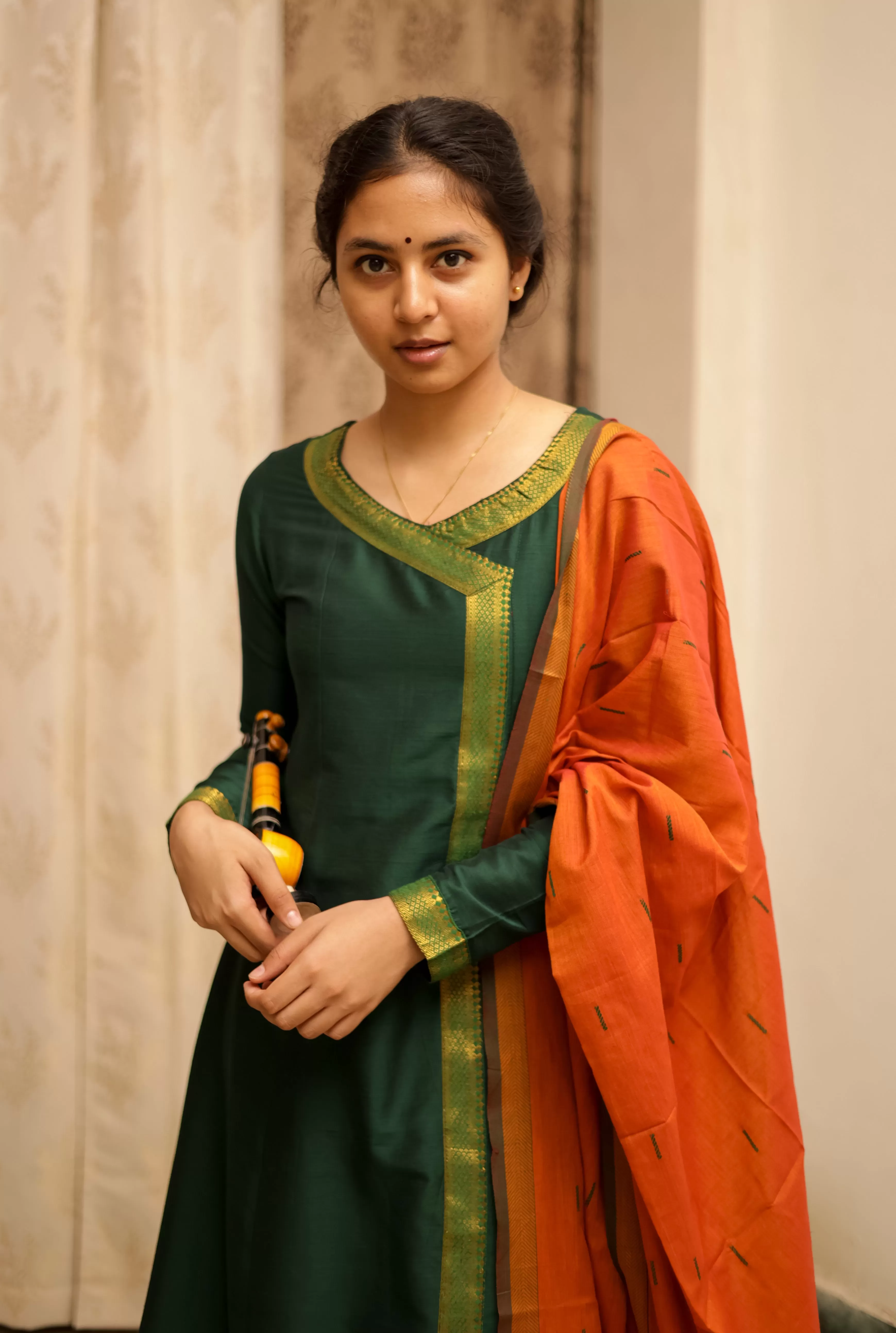 Jodi Simran Bottle Green Handloom (Kurti Dupatta)