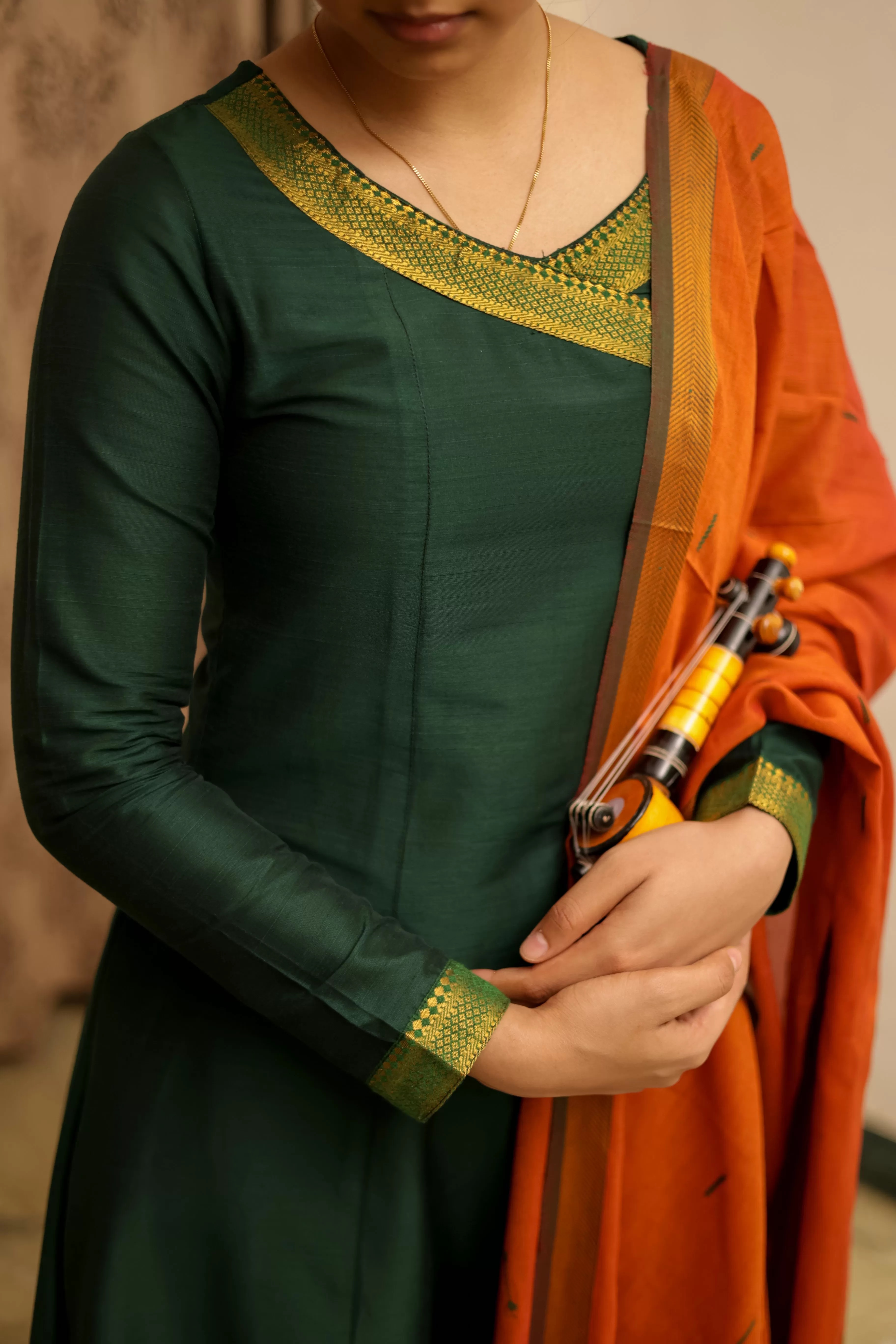 Jodi Simran Bottle Green Handloom (Kurti Dupatta)