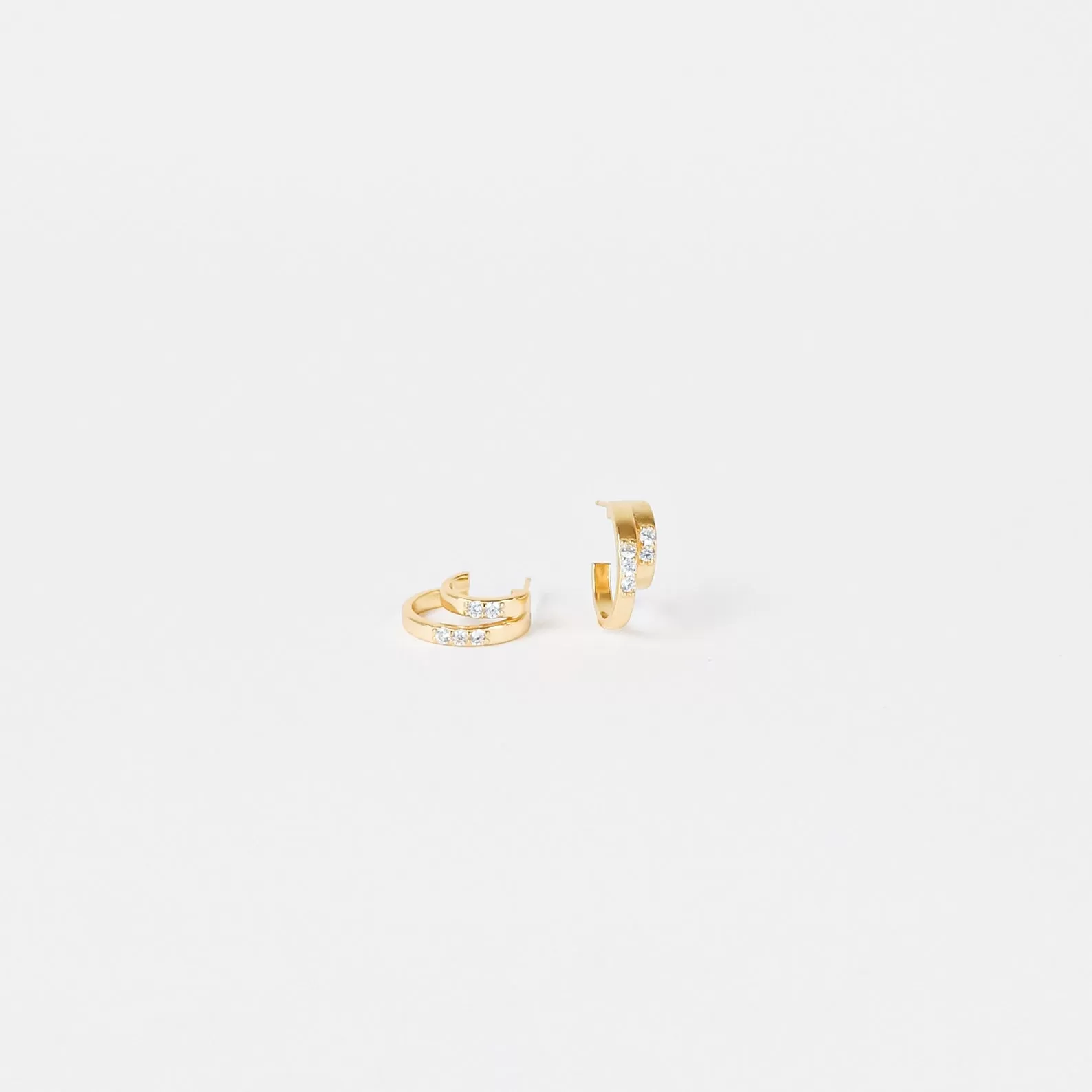 Laura Duo Pave Hoops