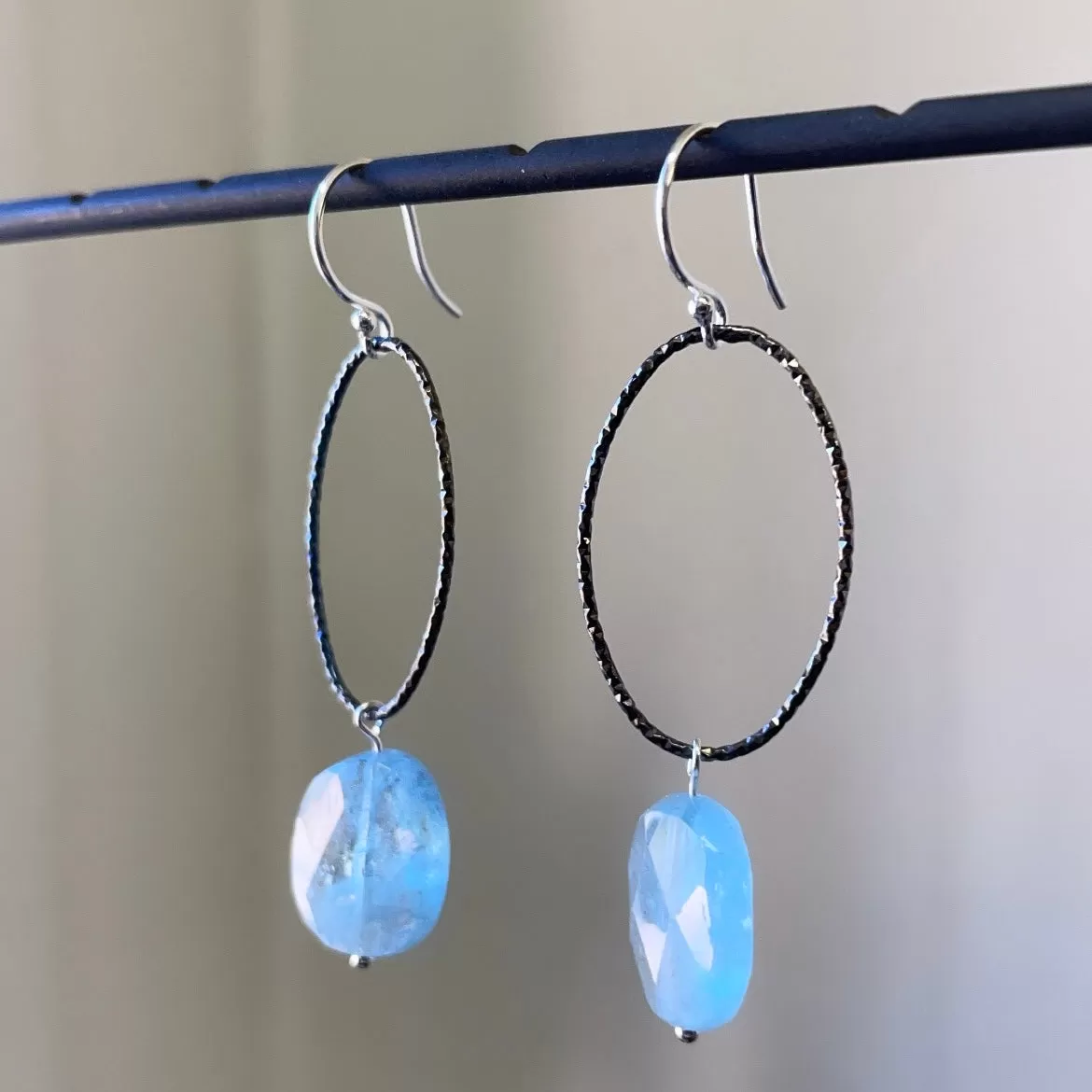 Oxi Oval aquamarines earrings