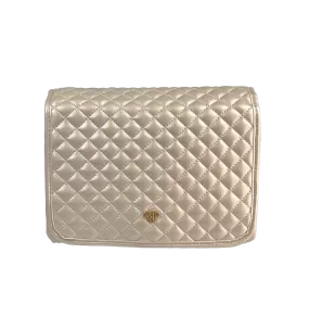 PurseN Getaway Toiletry Case - Pearl Quilted